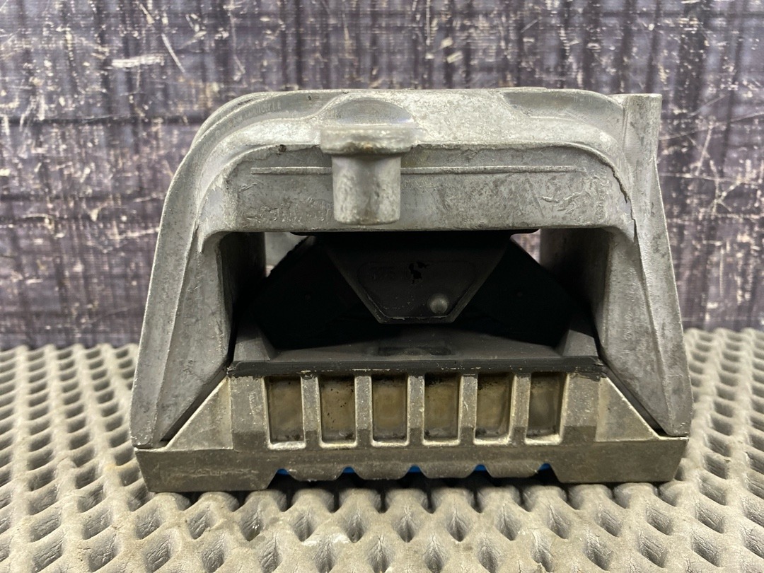 Подушка двигателя, 3730 рублей, Красноярск