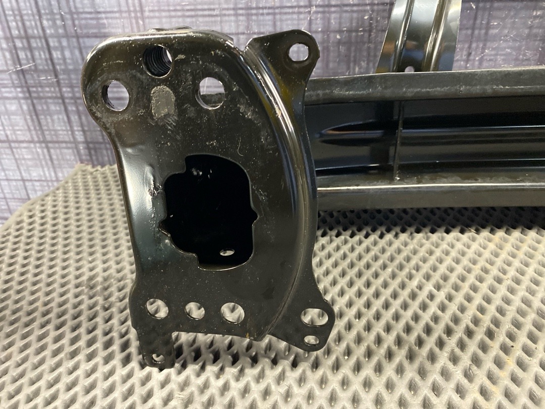 Усилитель бампера, 5860 рублей, Красноярск