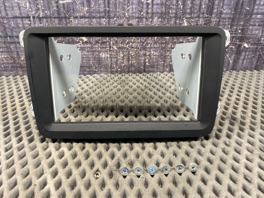 Рамка под магнитофон, 1320 рублей, Красноярск