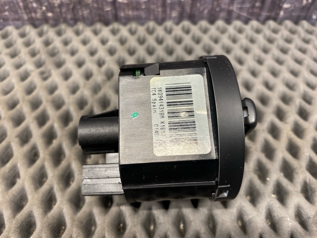 Переключатель света, 2360 рублей, Красноярск