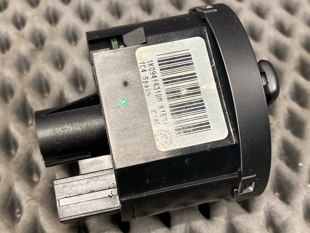 Переключатель света, 2360 рублей, Красноярск