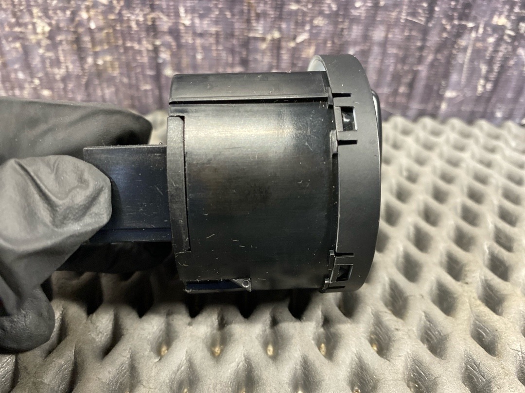 Переключатель света, 2360 рублей, Красноярск