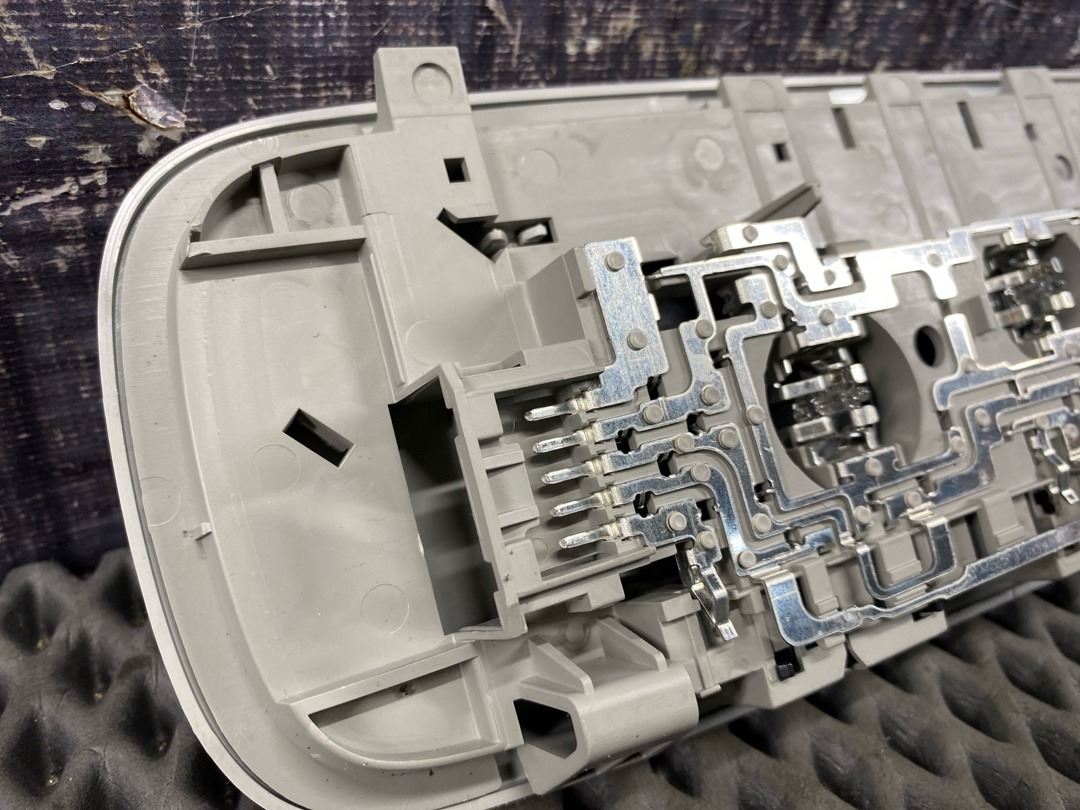 Плафон салона, 1340 рублей, Красноярск