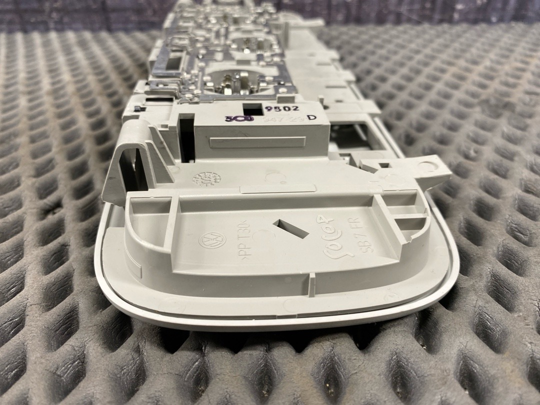 Плафон салона, 1340 рублей, Красноярск