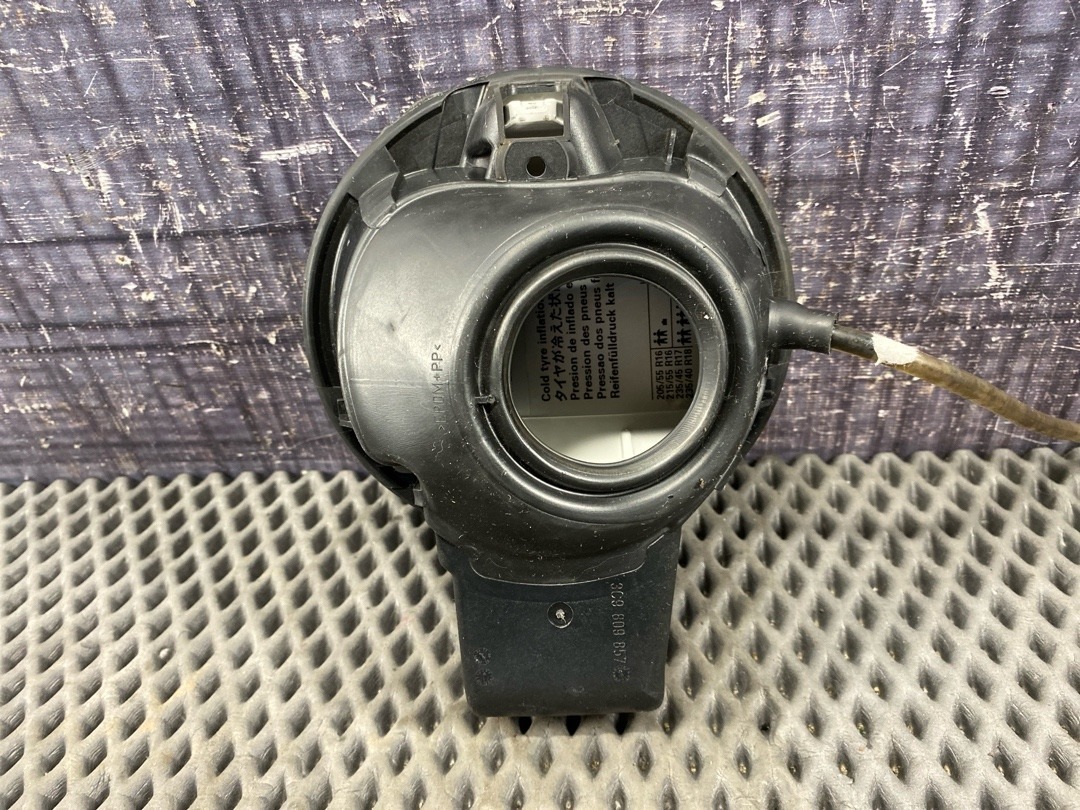 Лючок бензобака, 2630 рублей, Красноярск