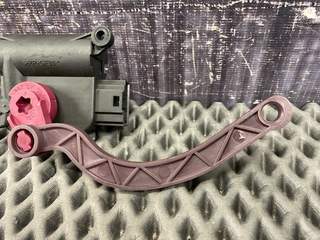 Мотор заслонки печки, 1470 рублей, Красноярск