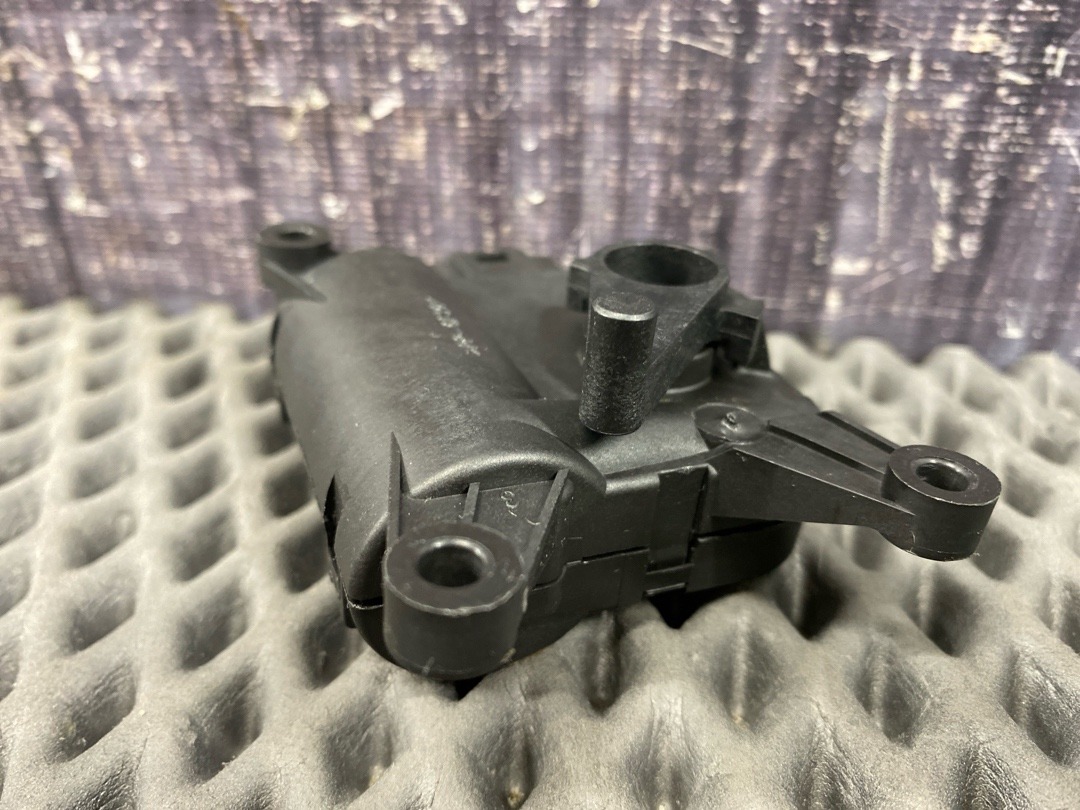 Мотор заслонки печки, 1470 рублей, Красноярск