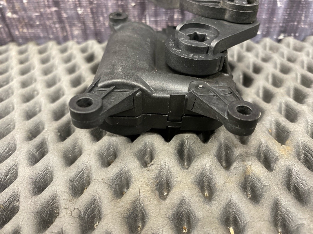 Мотор заслонки печки, 1470 рублей, Красноярск