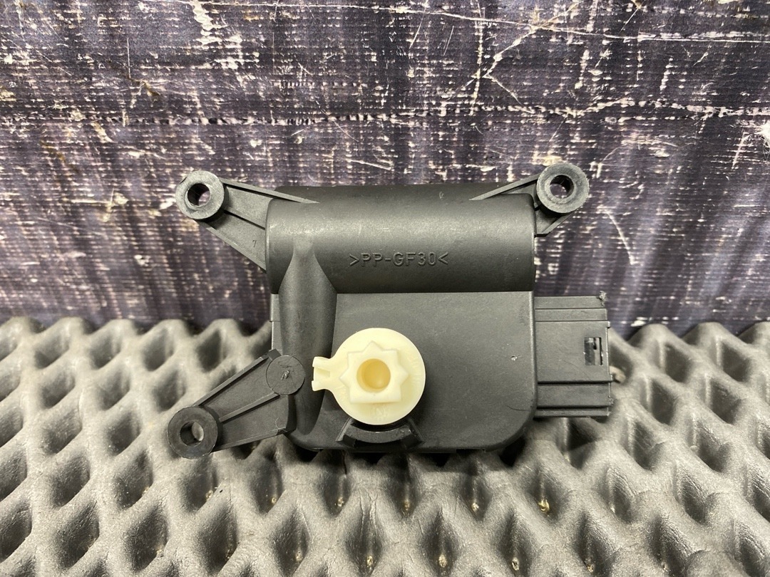 Мотор заслонки печки, 1470 рублей, Красноярск