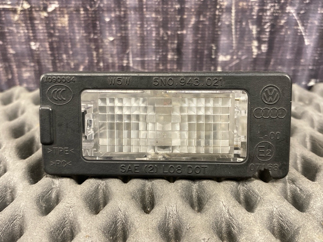 Плафон подсветки номера, 630 рублей, Красноярск