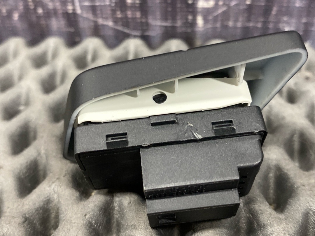 Кнопка центрального замка, 540 рублей, Красноярск