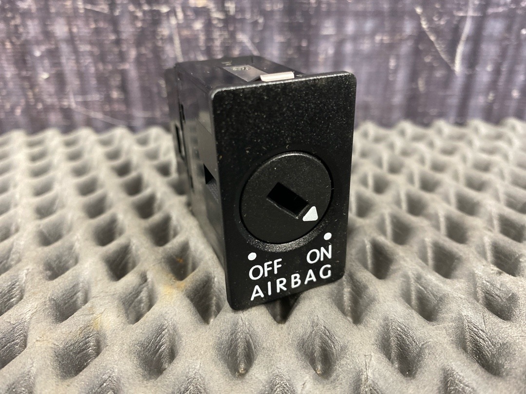 Кнопка салона, 630 рублей, Красноярск