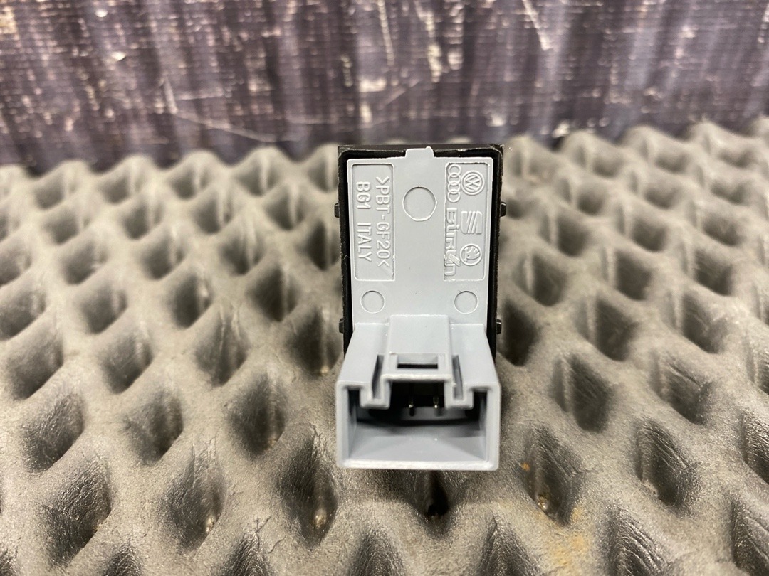 Кнопка стеклоподъемника, 510 рублей, Красноярск