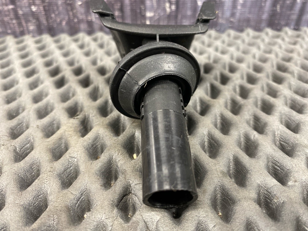 Направляющая замка лючка бензобака, 980 рублей, Красноярск