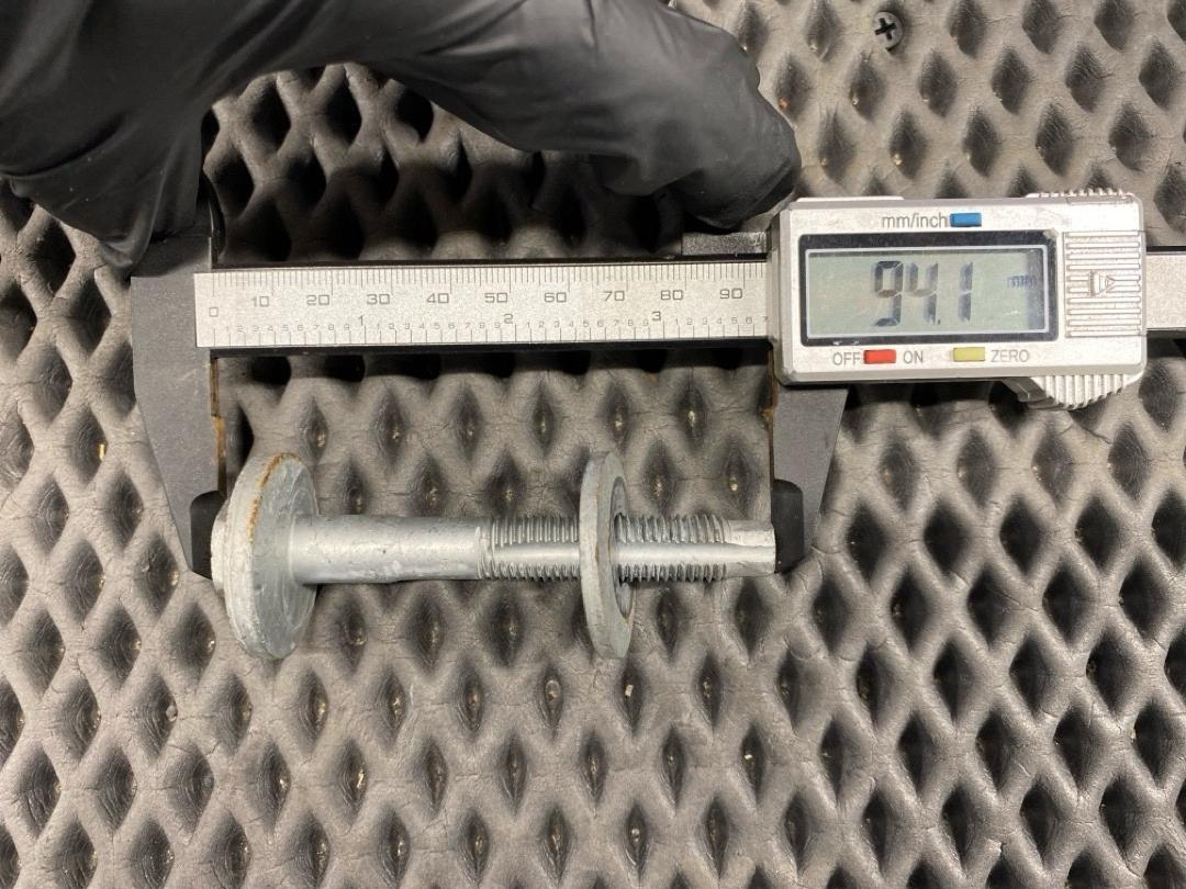 Болт развальный, 710 рублей, Красноярск