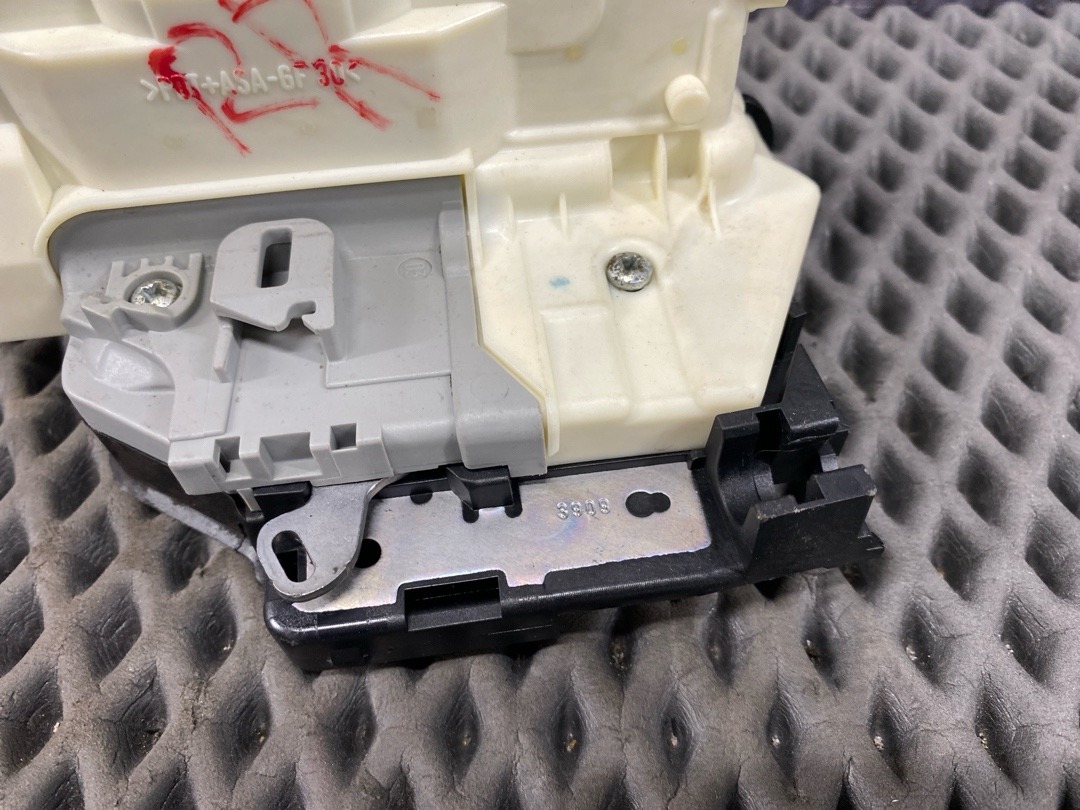 Замок двери, 1570 рублей, Красноярск