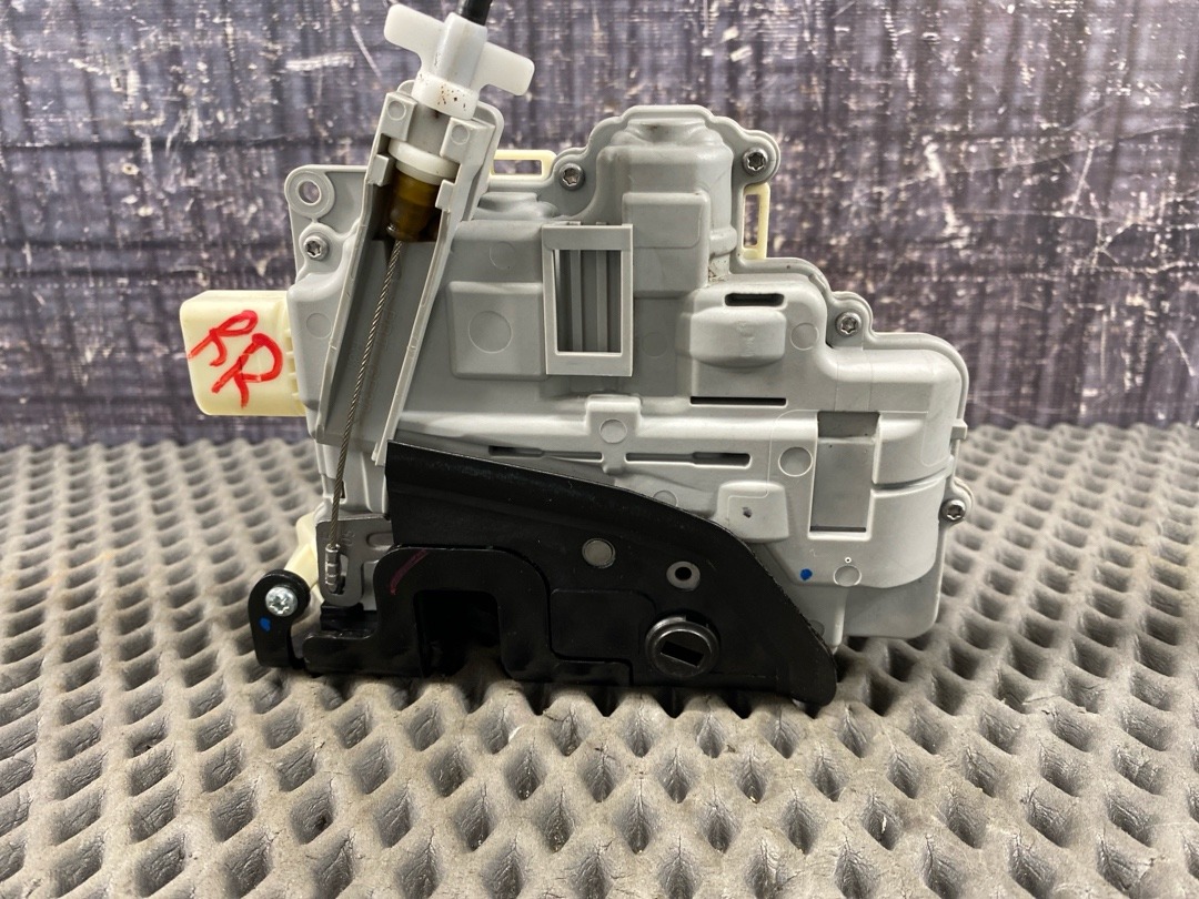 Замок двери, 1570 рублей, Красноярск