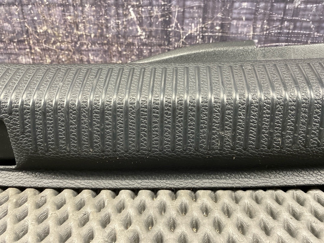 Пластик багажника, 1980 рублей, Красноярск