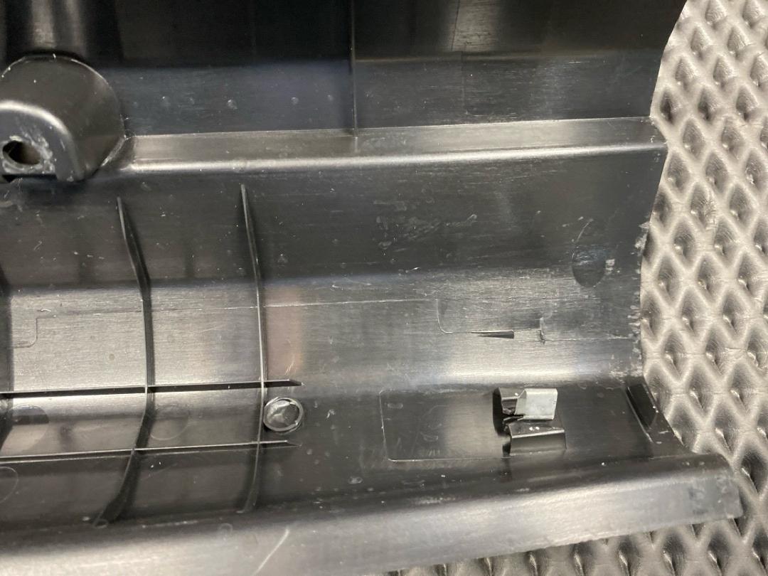 Пластик багажника, 1980 рублей, Красноярск