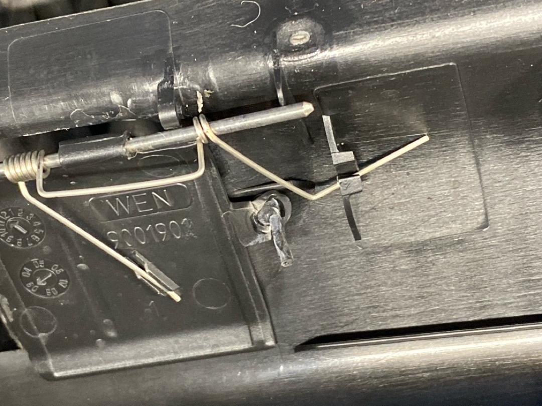 Пластик багажника, 1980 рублей, Красноярск