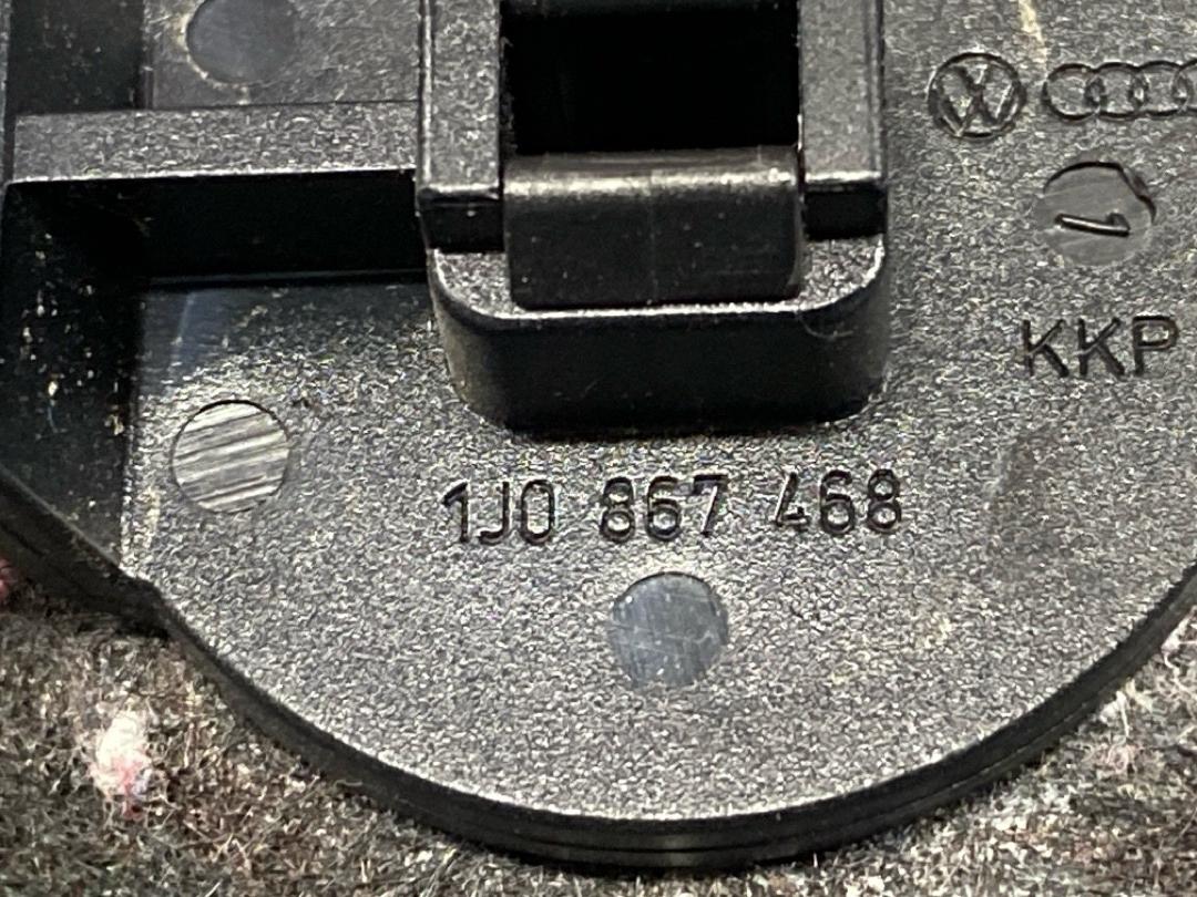 Обшивка багажника, 760 рублей, Красноярск