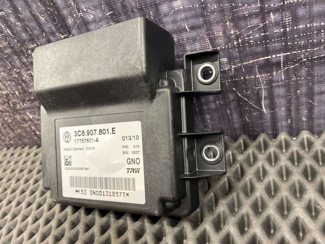 Блок управления парковочным тормозом, 3860 рублей, Красноярск