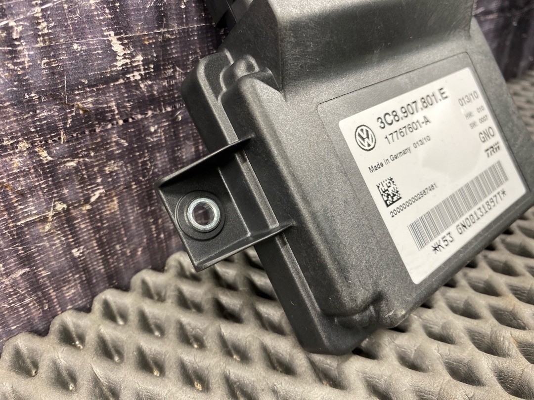 Блок управления парковочным тормозом, 3860 рублей, Красноярск