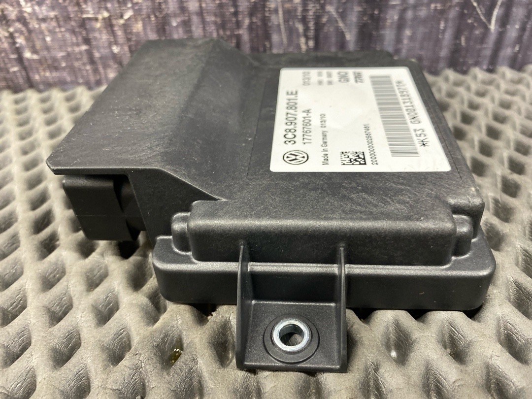 Блок управления парковочным тормозом, 3860 рублей, Красноярск