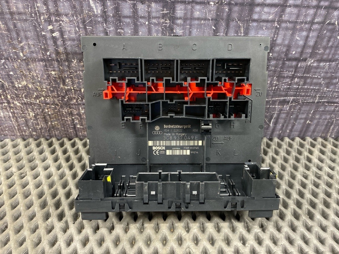 Блок управления бортовой сети, 3210 рублей, Красноярск