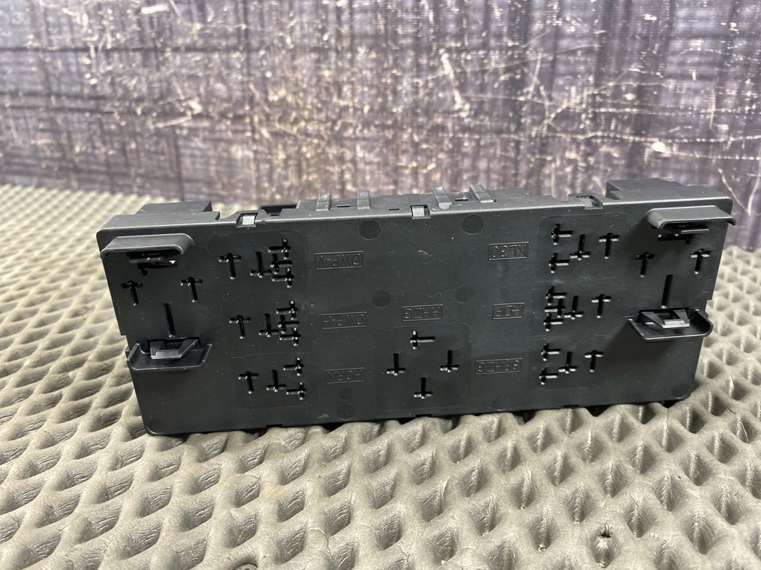 Блок управления бортовой сети, 3210 рублей, Красноярск