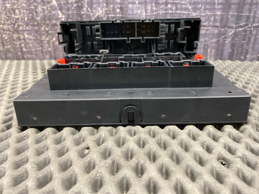 Блок управления бортовой сети, 3210 рублей, Красноярск