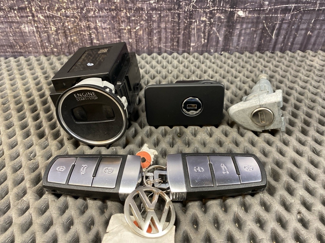 Комплект замков с ключом, 5610 рублей, Красноярск