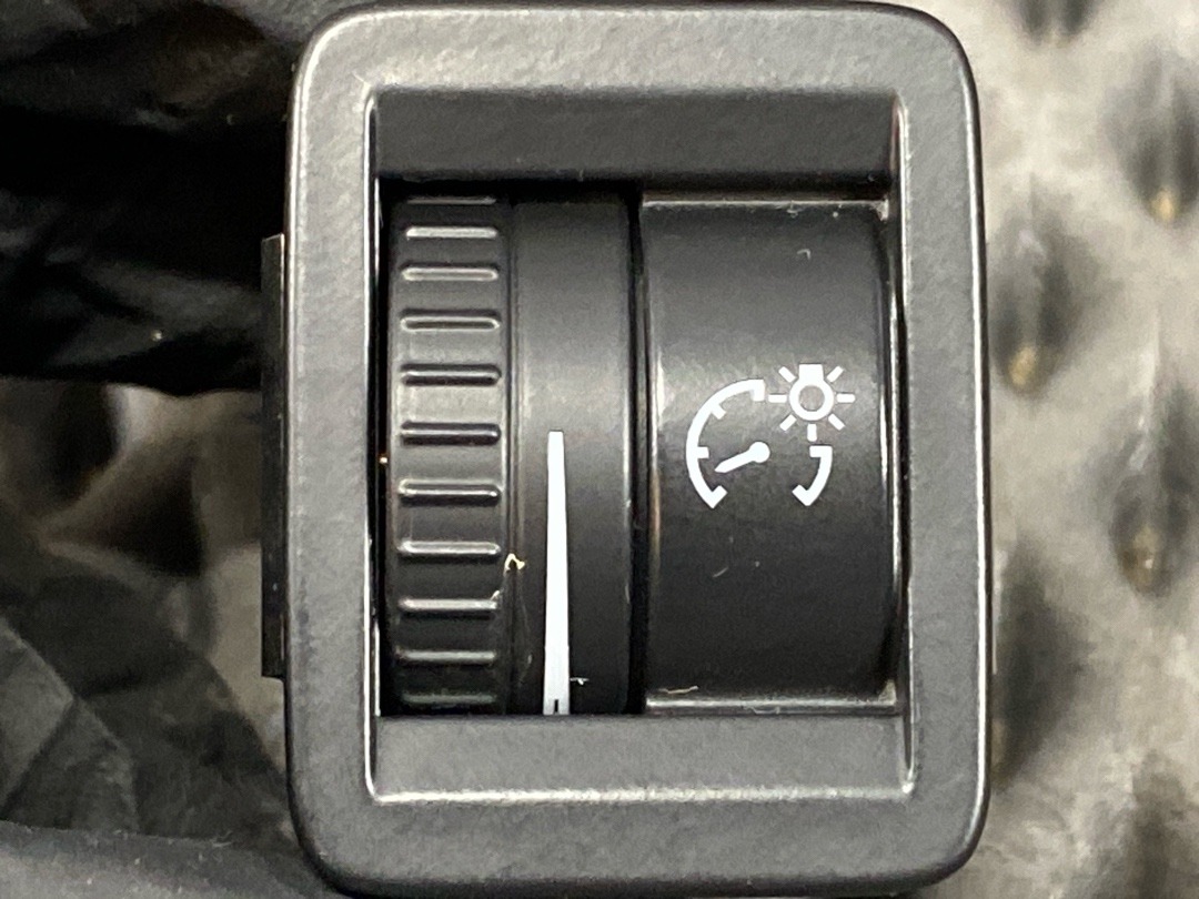 Кнопка яркости подсветки, 520 рублей, Красноярск