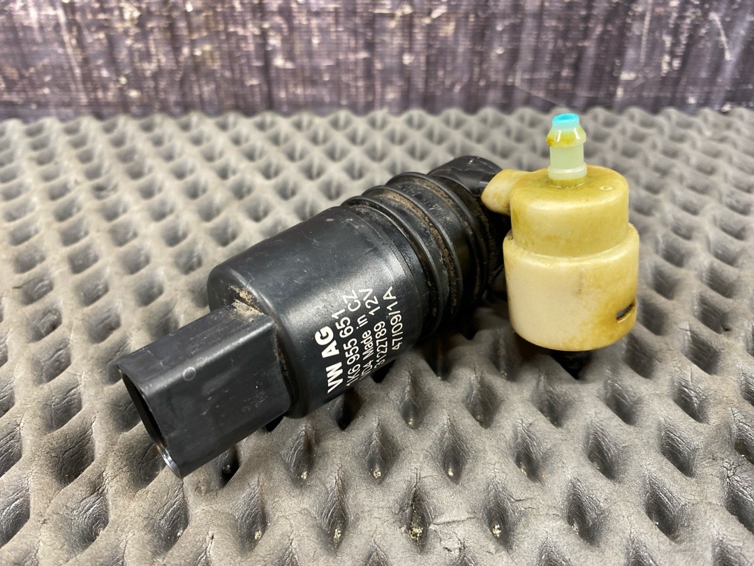 Мотор бачка стеклоомывателя, 980 рублей, Красноярск