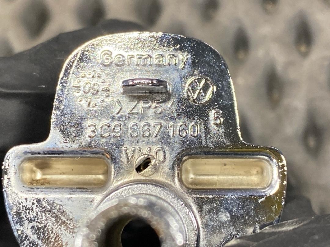 Петля багажника, 540 рублей, Красноярск