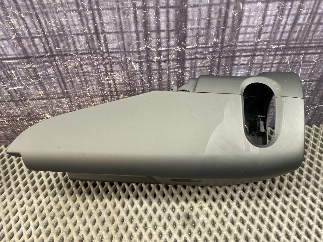 Кожух рулевой колонки, 1420 рублей, Красноярск