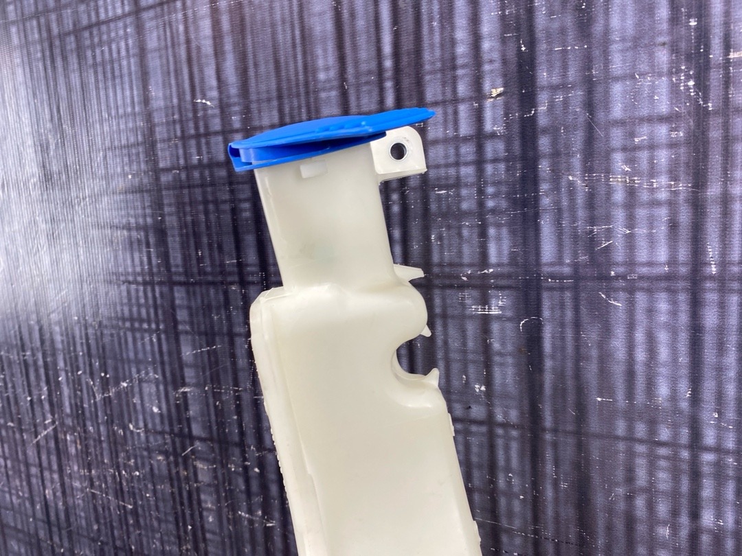 Бачок омывателя, 3370 рублей, Красноярск