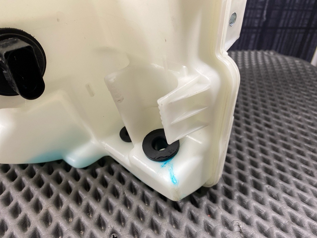 Бачок омывателя, 3370 рублей, Красноярск