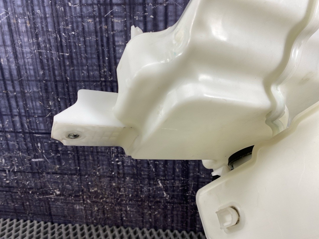 Бачок омывателя, 3370 рублей, Красноярск