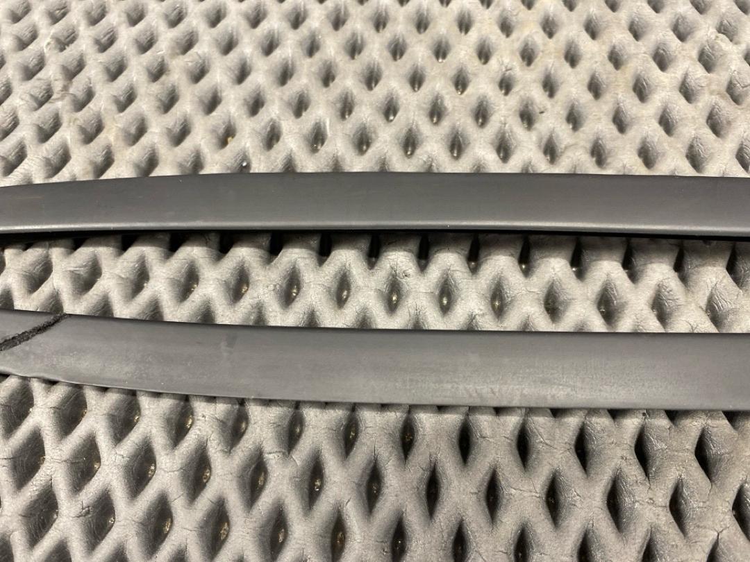 Молдинг лобового стекла, 1510 рублей, Красноярск