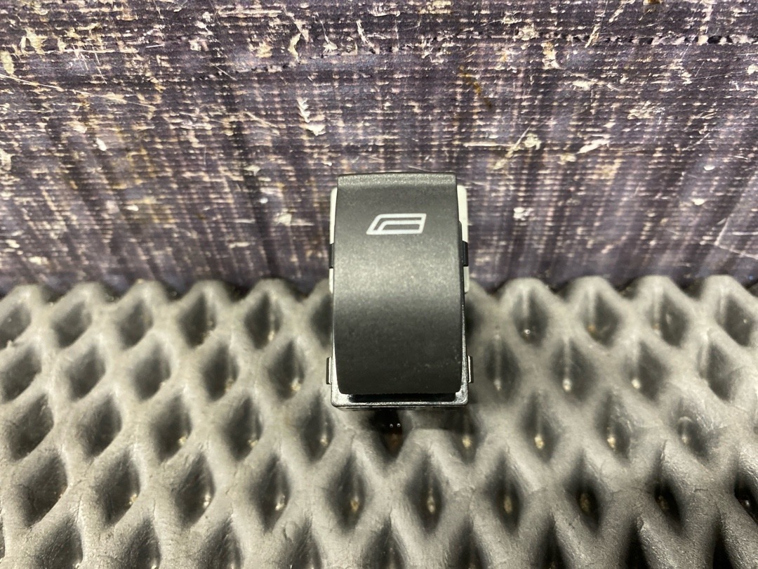 Кнопка стеклоподъемника, 342 рублей, Красноярск