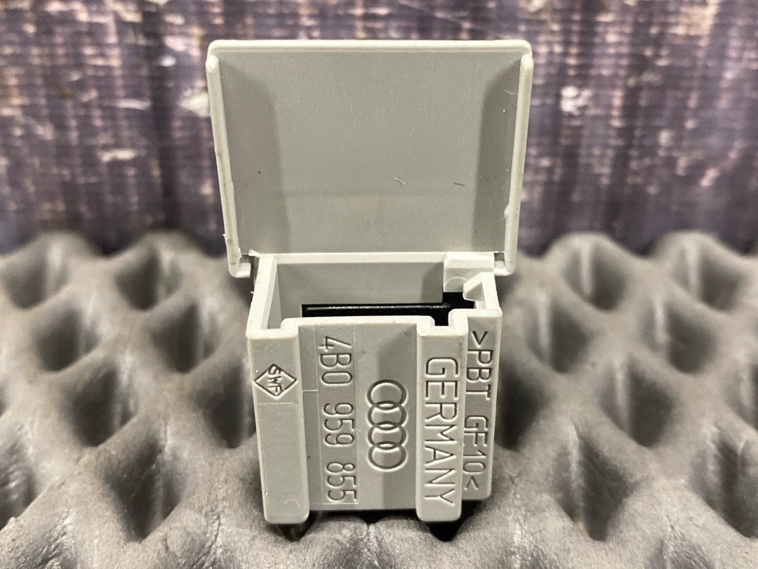 Кнопка стеклоподъемника, 342 рублей, Красноярск