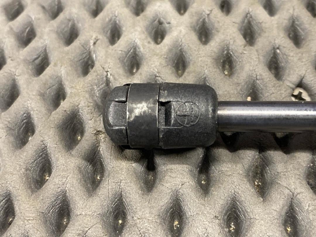 Амортизатор багажника, 880 рублей, Красноярск