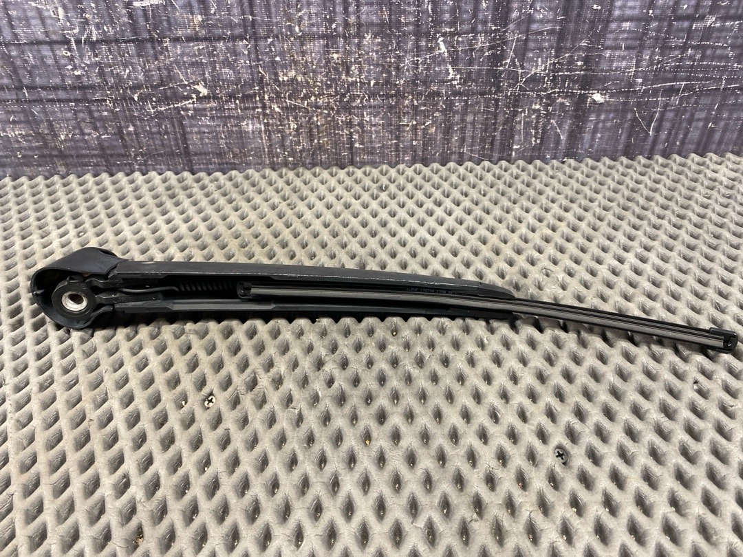 Дворник, 1720 рублей, Красноярск