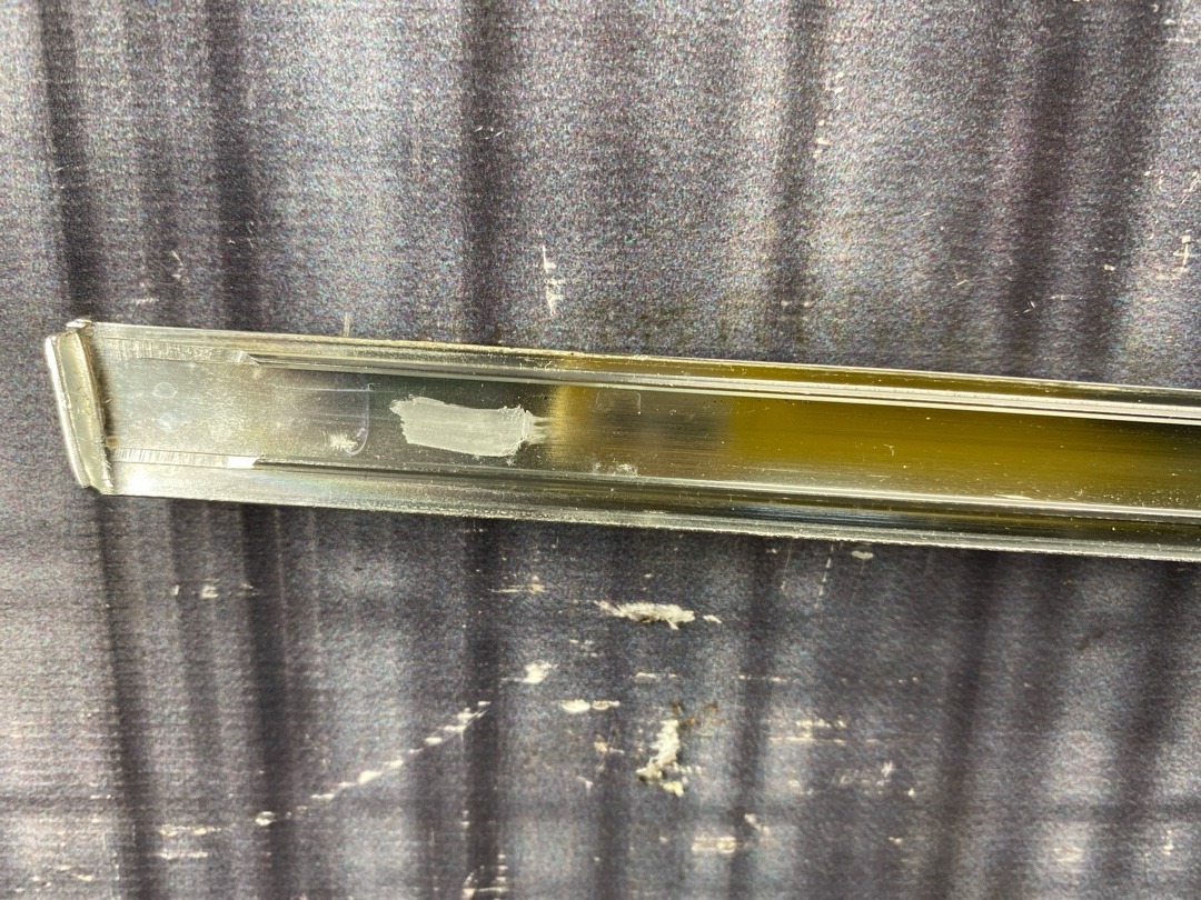 Молдинг стекла, 1130 рублей, Красноярск