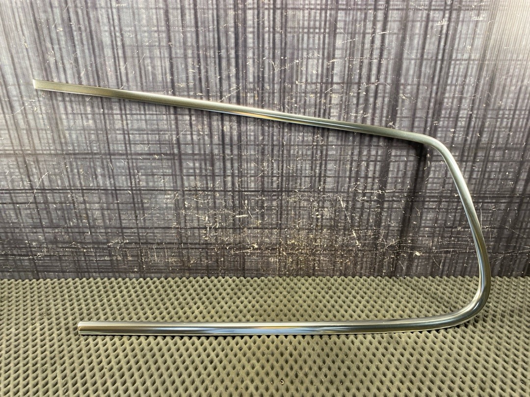 Молдинг стекла, 1130 рублей, Красноярск