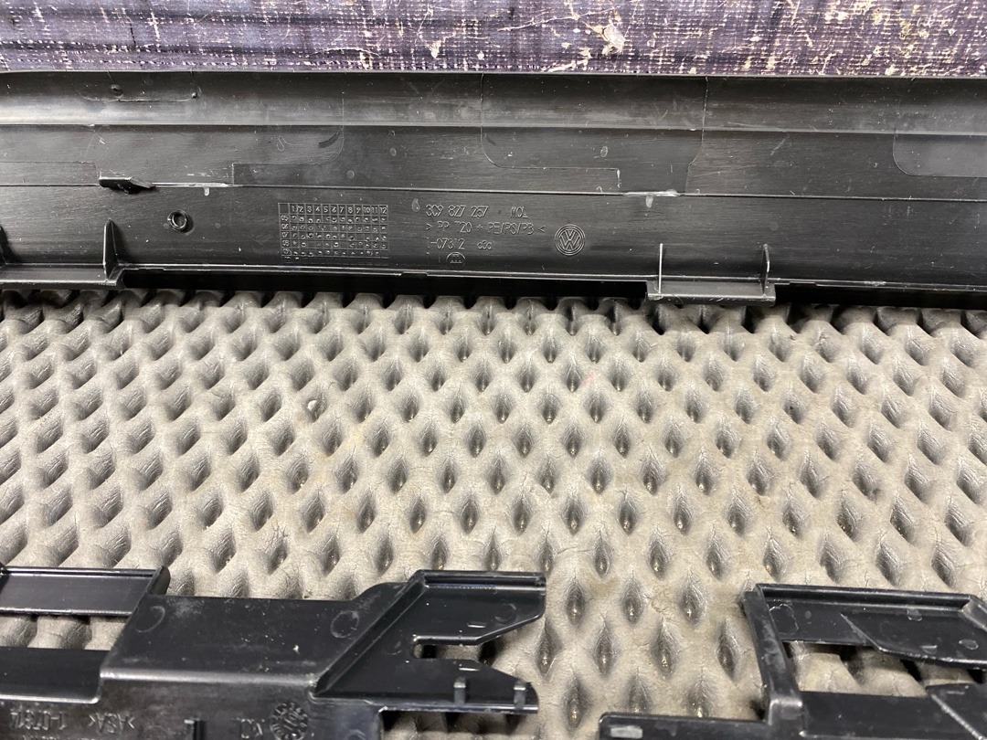 Пластик багажника, 2990 рублей, Красноярск