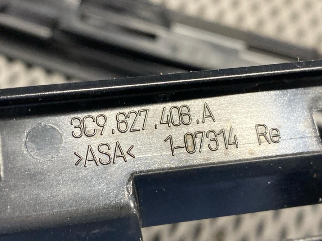 Пластик багажника, 2990 рублей, Красноярск