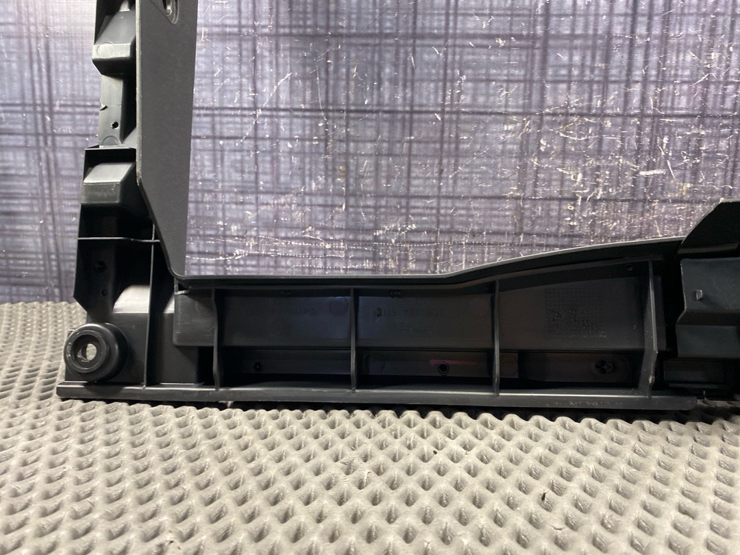 Пластик багажника, 740 рублей, Красноярск