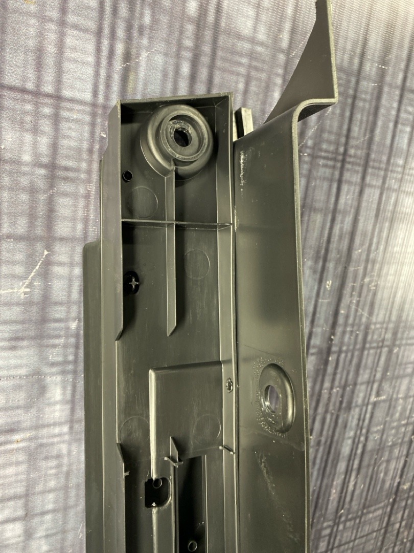 Пластик багажника, 740 рублей, Красноярск